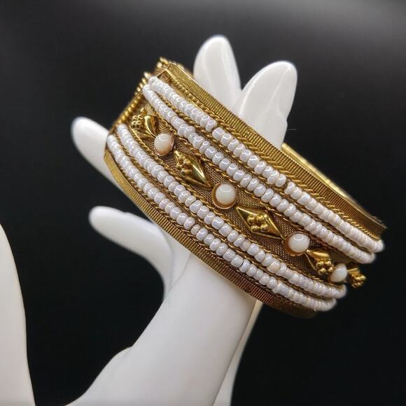 Vintage Beaded Mesh Gold Tone Hinged Bracelet, India Style, 7 1/2 Inches - Picture 4 of 8
